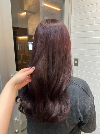 ロング 相田 佳乃のヘアスタイル