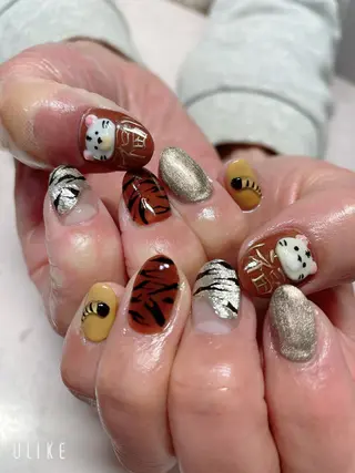 ネイル ネイルサロンTiara所属・戸倉 千秋のネイルデザイン