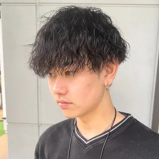 ショート パーマ メンズ メンズヘア特化 崎田 成人のヘアスタイル