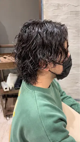ミディアム パーマ メンズ メンズStylist 山根慧のヘアスタイル
