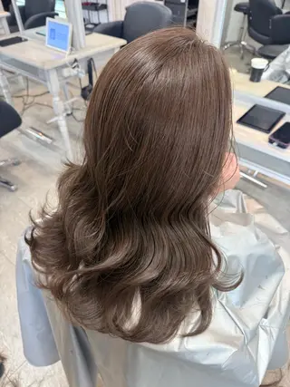 セミロング カラー 女性に人気♪ はやしほのかのヘアスタイル