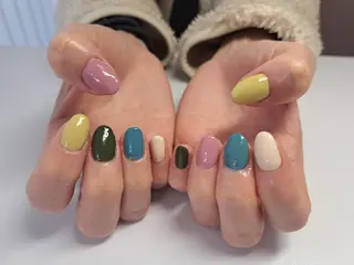 ネイル アイルビー所属・あかね🌼*･ Jrネイリストのネイルデザイン
