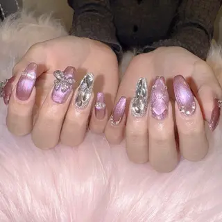 ネイル RIEKO🍒 ワンホン♡推しネイルのネイルデザイン