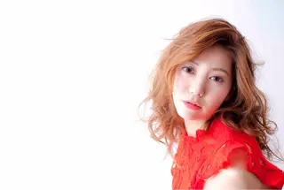 セミロング カラー パーマ アドミラルYoshi oのヘアスタイル