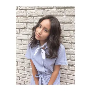 ミディアム セミロング ロング カラー パーマ アオガミ （前髪顔周りカット）のヘアスタイル