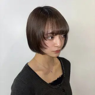 ショート Ren. 🦋デザインカラーのヘアスタイル