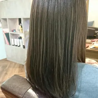 カラー ロング スミダ モモコのヘアスタイル