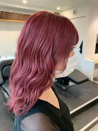 セミロング ヨシミ カズヤのヘアスタイル