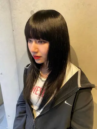 ロング カラー だいち/ハイトーン/ デザインカラーのヘアスタイル