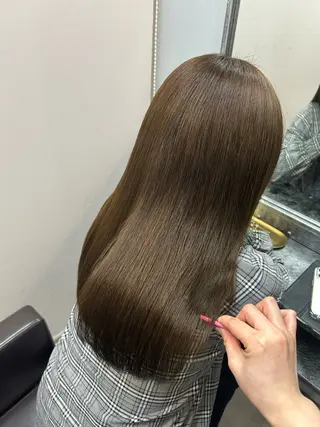 ロング カラー hair atelier OZ桑野店所属・阿佐見 若菜のヘアスタイル