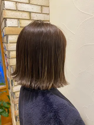 ミディアム カラー 透明感カラー・ 髪質改善🩵イケダのヘアスタイル