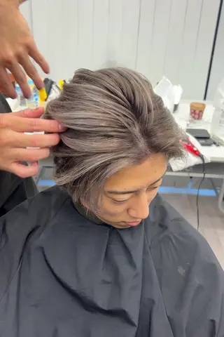 ショート カラー HARUKI  MINATO Japan広島紙屋町店所属・hmj紙屋町店 脊戸智志のヘアスタイル