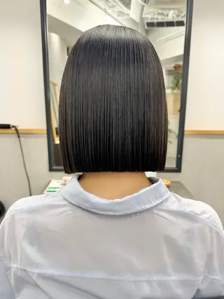 ショート カラー 切りっぱなしボブ/ 縮毛矯正/新宿/航輝のヘアスタイル