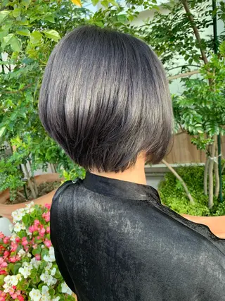 ショート カラー 髪質改善美容室Lust所属・美容室Lust💚 嶋崎 鷹のヘアスタイル