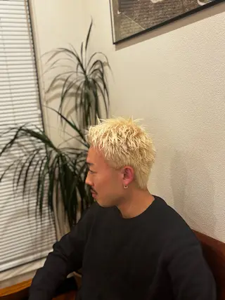 ショート メンズ SUPERCOOL   and RICO.所属・山室 恵介のヘアスタイル