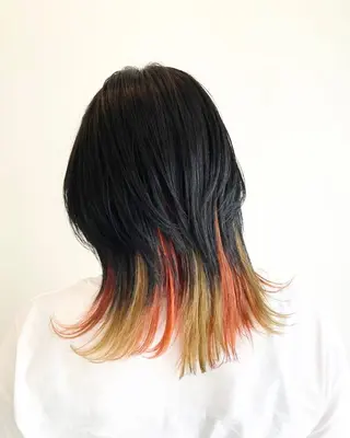 ミディアム カラー 南 妃那のヘアスタイル