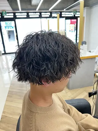 ショート パーマ メンズ 🪐メンズ特化 ヤマクラ　タイキのヘアスタイル