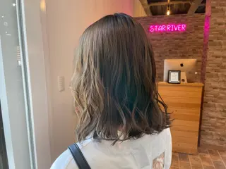 ミディアム SALOWIN心斎橋Suite店所属・ブリーチ毛にもできる 縮毛矯正|鷹司郎のヘアスタイル