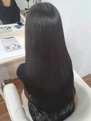 ロング GLOSS 心斎橋 山上のヘアスタイル