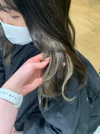 セミロング カラー 美髪・シールエクステ ホソタニリョウコのヘアスタイル