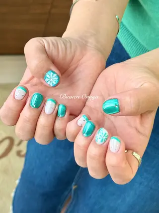 ネイル ビアンカ大宮 店長 モリサワレイラのネイルデザイン