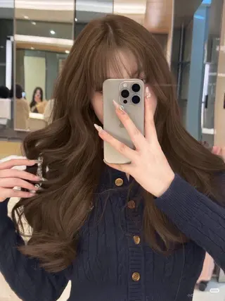 ロング カラー 透明感カラー✨🩵 韓国ヘアkanatoのヘアスタイル