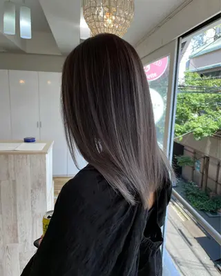 ミディアム カラー Tao所属・藤川 大智のヘアスタイル
