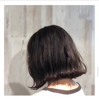 ショート カラー 竹内 涼寧のヘアスタイル
