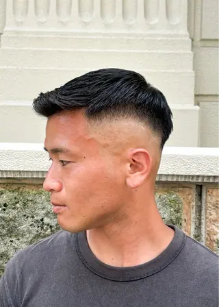 ショート メンズ DAD　BARBERSHOP所属・三宮メンズカット ヨシイッキのヘアスタイル