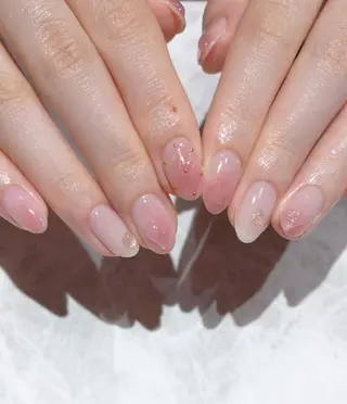 ネイル 會田 瑠衣のネイルデザイン