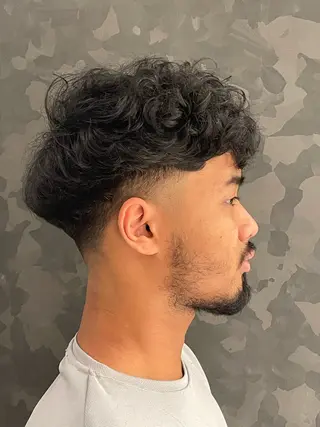 ミディアム 前谷 隆太のヘアスタイル