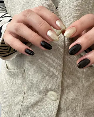 ネイル kiii.__ ✴︎*のネイルデザイン