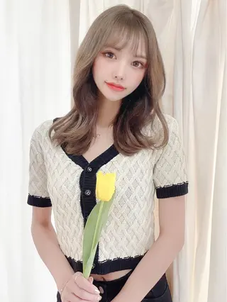 セミロング カラー ブリーチなし透明感カ ラー×韓国ヘア♡ヒデのヘアスタイル