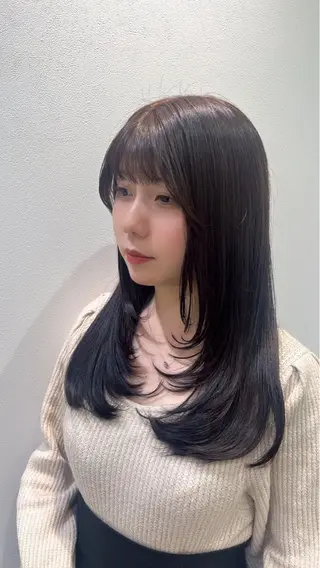 ロング カラー なかの ももかのヘアスタイル