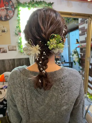 セミロング ヘアアレンジ カラーパティシエ facce🌼ikoのヘアスタイル