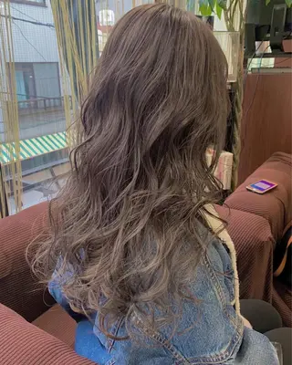 セミロング カラー 🔥men's特化 🔥三上 拓真のヘアスタイル