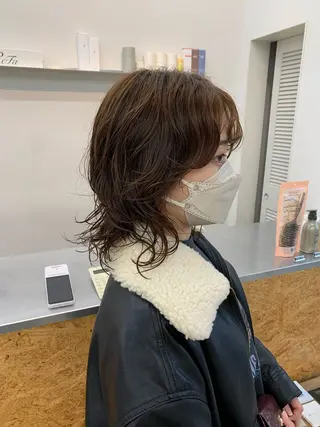 ミディアム 舘谷 愛莉のヘアスタイル