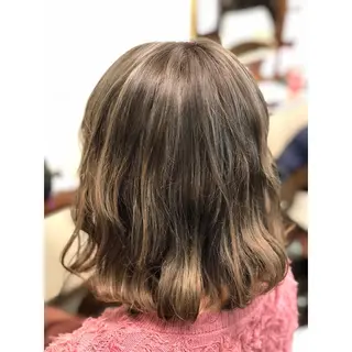 ミディアム カラー パーソナルカラー診断 できます　木曽　主博のヘアスタイル