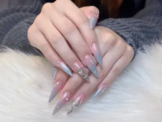 ネイル Jenn Nail_ ヘビのネイルデザイン