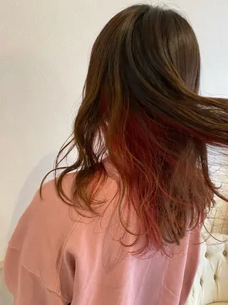 ロング カラー 宮内 真乃のヘアスタイル