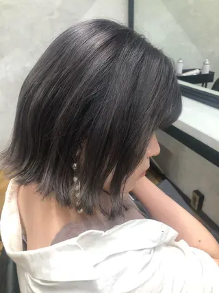 ショート カラー 遠藤 眞実のヘアスタイル