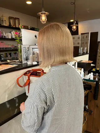 ショート Un Fleur所属・立野 希沙のヘアスタイル