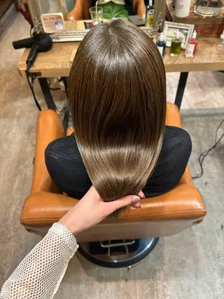セミロング カラー hair design HARE所属・HARE nene🐿🍡のヘアスタイル