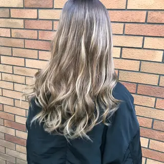 カラー 透明感カラー特化型 NAOKIのヘアスタイル