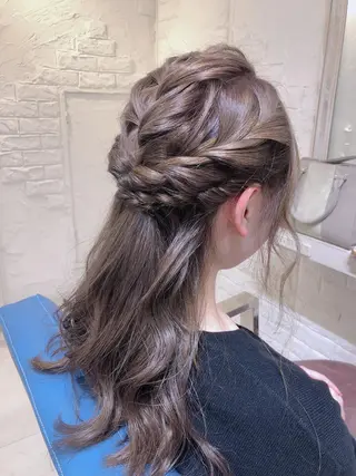 ロング カラー ヘアアレンジ uros.所属・メンズパーマ/ エクステ🌞セナのヘアスタイル