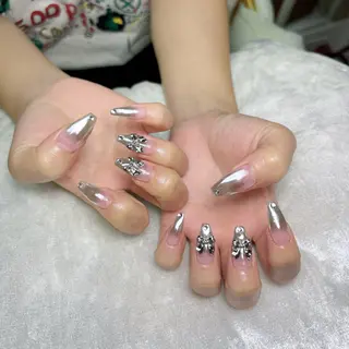 ネイル Airis所属・Airis aiのネイルデザイン