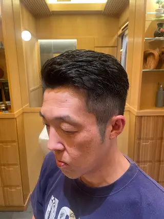 ショート メンズ 大崎 俊輔のヘアスタイル