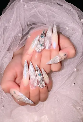 ネイル 高島 夏海のネイルデザイン