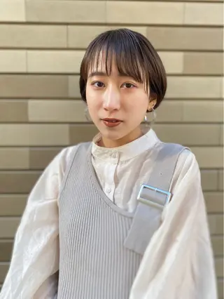 ショート カラー 貴方に似合うを見つけ ます🌱市川リョウカのヘアスタイル