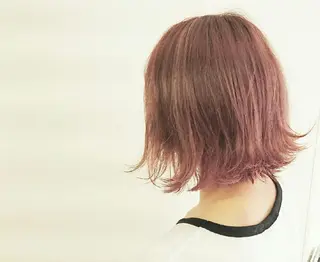 ショート カラー 透明感ハイライト◎ 伊藤夏海のヘアスタイル